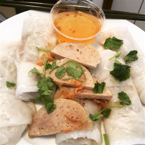 I Ate Banh Cuon Thit Cha Lua Vietnamese Steamed Rice Roll W Grilled