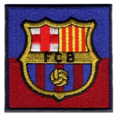 Futbol club barcelona is a professional association football club based in barcelona, catalonia das wappen des fc barcelona ist in drei teile unterteilt. Aufnäher / Bügelbild - FC Barcelona "Wappen" - blau ...
