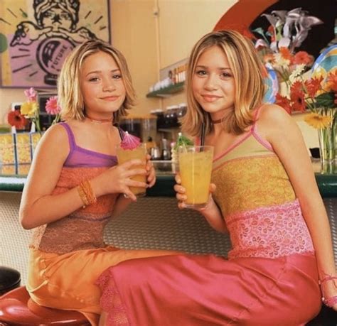 pin by bailey mcdowell on icons olsen twins style mary kate ashley mary kate