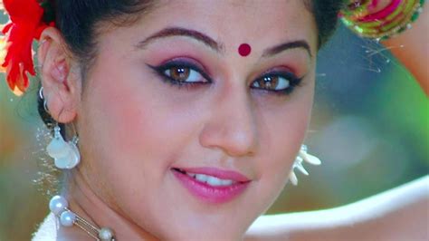 Taapsee Pannus Cute Face Hot Expression Hd Close Up Pictures Youtube