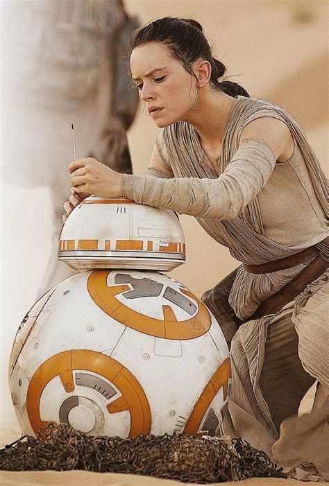 Cienarees Daisy Ridley As Rey In The Force Awakens Star Wars Meme Rey Star Wars Star Wars