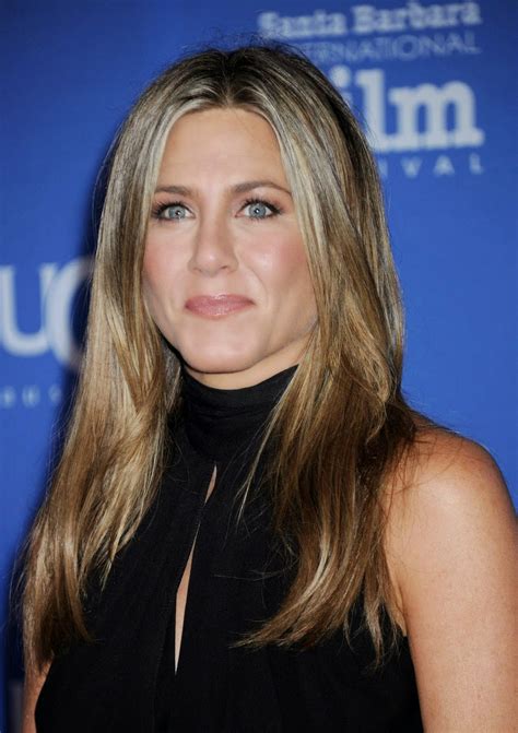 Jennifer Aniston In A Black Outfit At The 2015 Santa Barbara