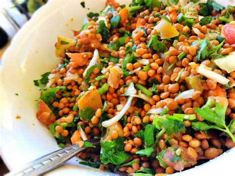 Beneficios & tipos de lenteja. La rica ensalada de lentejas ¿Cómo prepararla? - Saludiaria