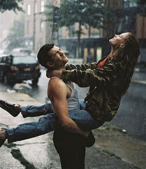 Pin By Jill On Butterflies~the Beautiful Kind Couple In Rain Couples Kissing Couples