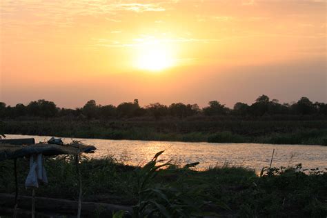 Sunrise On The Nile Old Fangak South Sudan African Sunrise