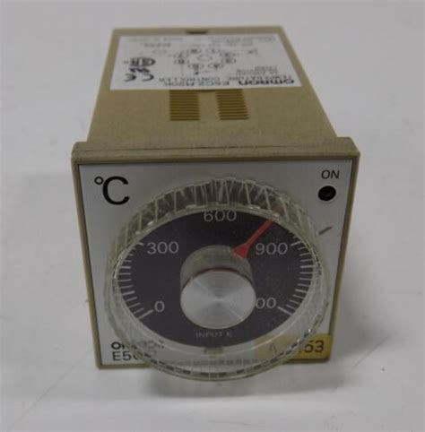 Omron 3a 250vac Temperature Controller E5c2 R20k Ebay
