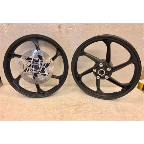Enkei's pocket design around the bolt circles increases rigidity and keeps the wheel cooler during aggressive race driving. SPORT RIM Enkei 6 Batang For Yamaha Y15ZR Depan - 160X17 ...