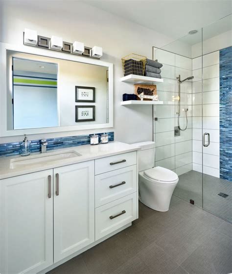Gary smith custom cabinet shop inc in medford, oregon, is fully licensed and equipped to offer you quality and beautiful cabinets and woodworking. BATH - Oregon Custom Cabinets