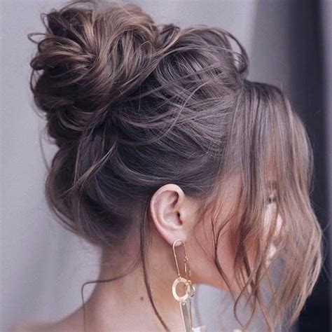 21 Cute And Easy Messy Bun Hairstyles Stayglam Messy Bun Hairstyles