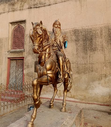 ‘religious Party Activist Arrested For Vandalising Statue Of Maharaja