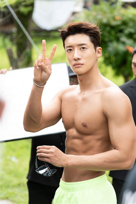 Top 13 Male Korean Actors With The Best Abs Part 2 Kpopmap
