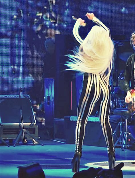 lady gaga performing with the rolling stones lady gaga photo 33060136 fanpop