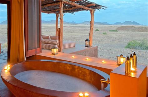 The zimbabwe government has admitted that it wronged white commercial farmers when it violently a free state farmer who had farms in zimbabwe repossessed is taking sa's government to court to. 20 Honeymoon Bathtubs With Beautiful View | HomeMydesign