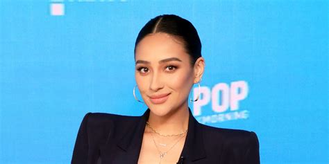 Shay Mitchell Shared Her Easy 10 Minute Makeup Routine — See The Video