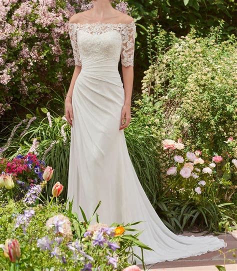 Elegant designer dress - Sell My Wedding Dress
