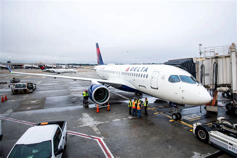 How To Earn Miles In The Delta Airlines Skymiles Program