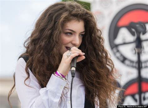 8 brutally honest life lessons we can all learn from lorde in 2023 lorde lorde quotes