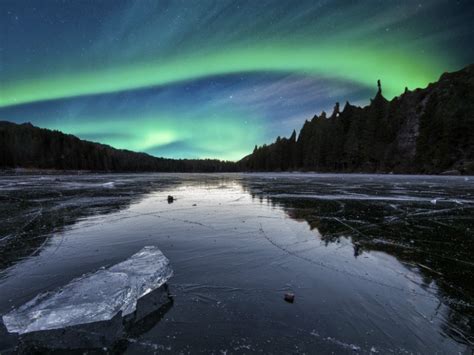Canadas Northern Lights Winter Adventure 2021 2022
