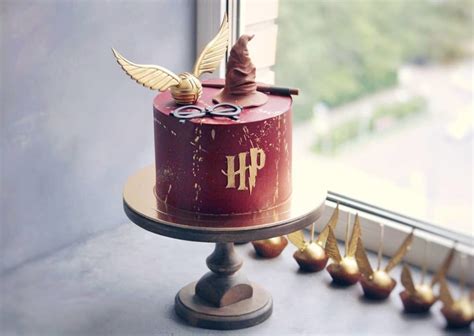 15 Magical Harry Potter Cake Ideas And Designs That Are Breathtaking