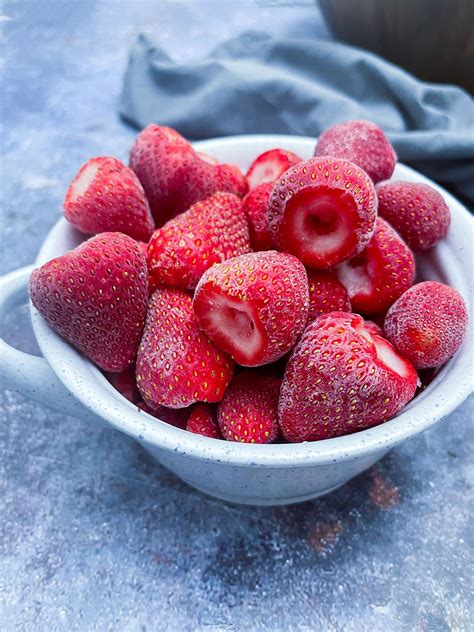 Whole Strawberries Frozen Per Lb Amos Miller Organic Farm