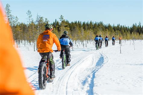 Winter Fatbiking And Snowshoeing In Rovaniemi Lapland