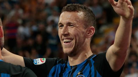 Born 2 february 1989) is a croatian professional footballer who plays for serie a club inter milan, and the croatia national team. Calciomercato Inter, Perisic spinge per l'addio: 34 ...