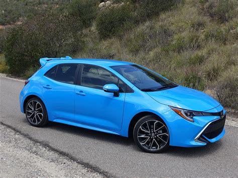 Find complete 2020 toyota corolla hatchback info and pictures including review, price, specs, interior features, gas mileage, recalls, incentives and much more at iseecars.com. 2019 Toyota Corolla Hatchback First Review | Kelley Blue Book