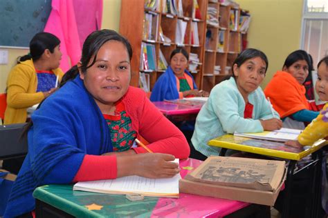 Reciben Más De 64 Mil Personas De Comunidades Indígenas Servicios De Alfabetización Primaria Y