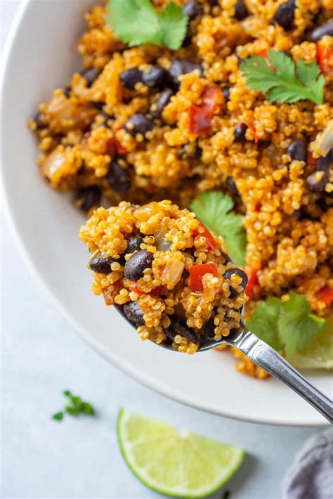 One Pot Southwest Quinoa And Black Beans Gluten Free Vegan Nyssa