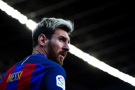 Football Wallpaper 4k Messi Messi 4k Wallpapers Wallpaper Cave