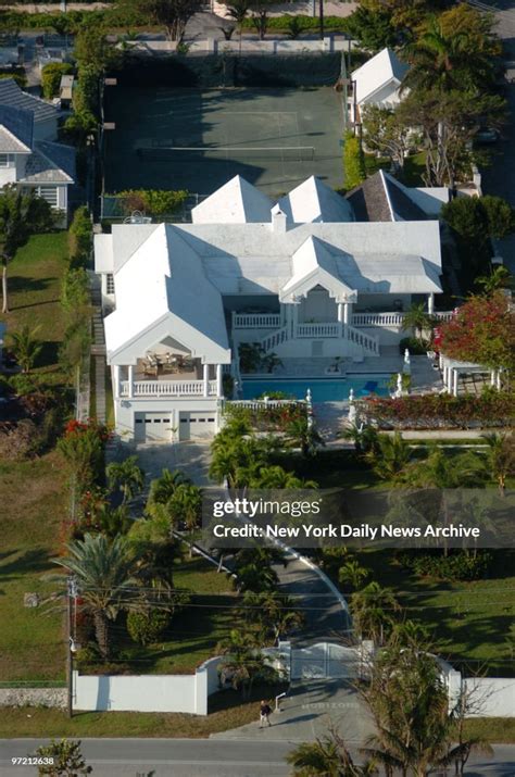 Air View Of Horizons The Late Anna Nicole Smiths Mansion In Nassau