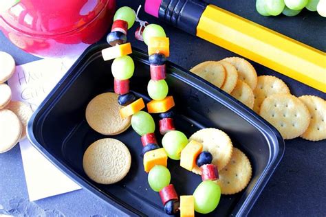 How To Make A Healthy Edible Necklace On A String For Back To School