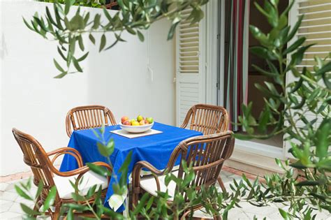 Jun 10, 2019 · disfrutar de un rincón al aire libre es todo un placer. Lo que siempre quisiste saber sobre decoración de terrazas ...