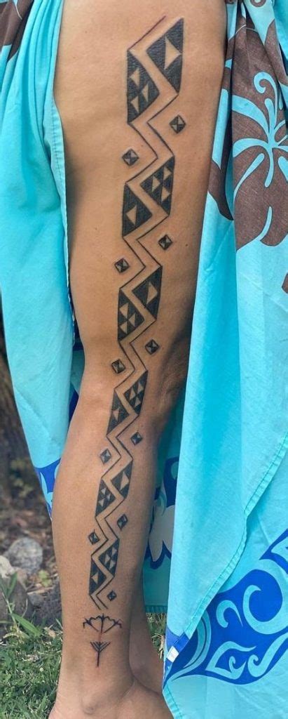 Kākau The History And Meaning Of Hawaiian Tribal Tattoos