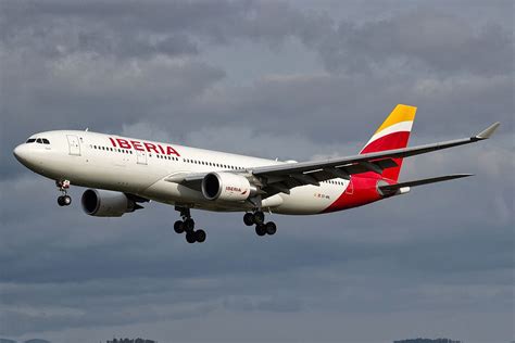 Iberia Fleet Airbus A330 200 Details And Pictures