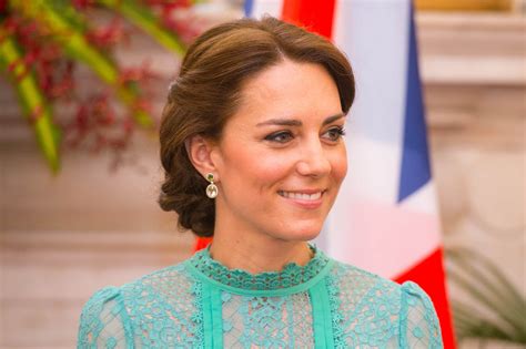 Le chignon tressé ravissant de Kate Middleton