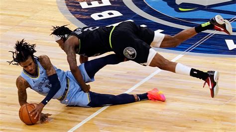 Ja Morant Grizzlies Hold On For Win Over Wolves