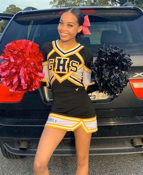 𝐩𝐢𝐧𝐭𝐞𝐫𝐞𝐬𝐭 𝐬𝐚𝐧𝐚𝐚𝐱𝐰𝐢𝐥𝐤𝐞𝐬 Cheer outfits Cheerleading outfits Black