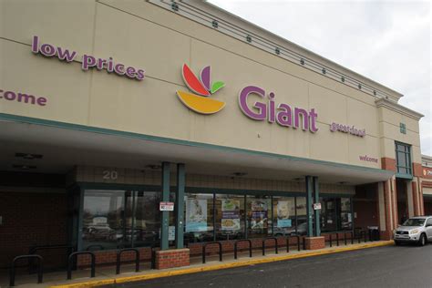 Giant Food, 20 Audrey Ln, # Eastover, Oxon Hill, MD - MapQuest