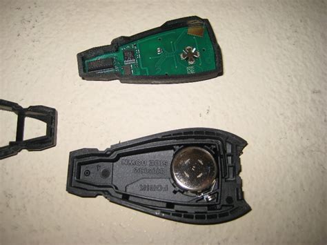 6 cyl 3.6l, 8 cyl 4.7l, 8 cyl 5.7l. Dodge-Ram-1500-Key-Fob-Battery-Replacement-Guide-007