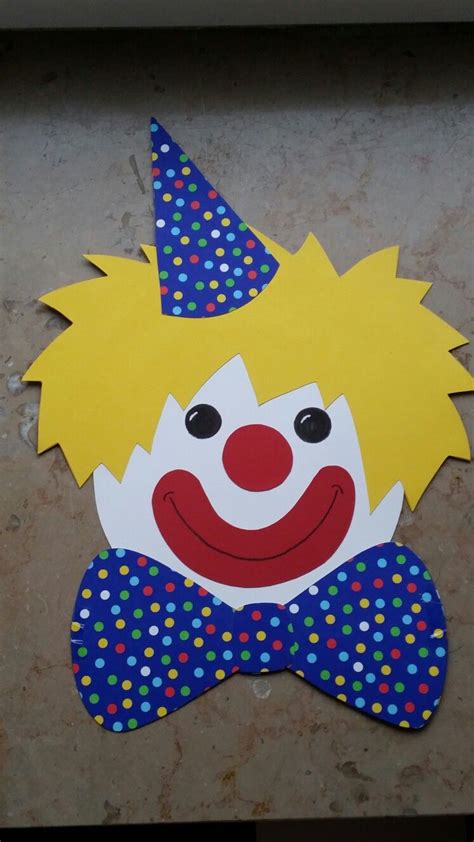 Karneval bastelvorlagen kostenlos / kids n fun de 36 ausmalbilder von karneval : Kindergeburtstag basteln, Einladungskarten kindergeburtstag basteln, Clown basteln vorlage