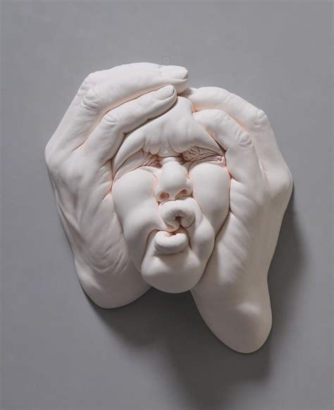 Surreal Sculptures Of Contorted Clay Faces Reinterpret Reality Sculpture Johnson Tsang