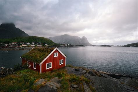 Reine Norway A Grass Roofed House On The Water In Reine Flickr