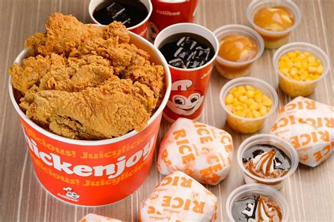 Jollibee Just Opened Near Brampton And People Are Freaking Out
