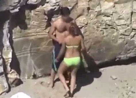 Horny Girlfriend Seduced Her Man For A Quickie Behind The Rock Video