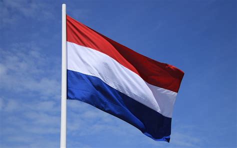 Meaning And History Of The Dutch Flag Amsterdam Daily News