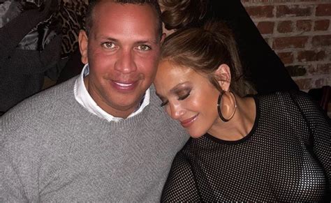 Jennifer Lopezs Engagement Ring — Alex Rodriguez Drops 3 Million