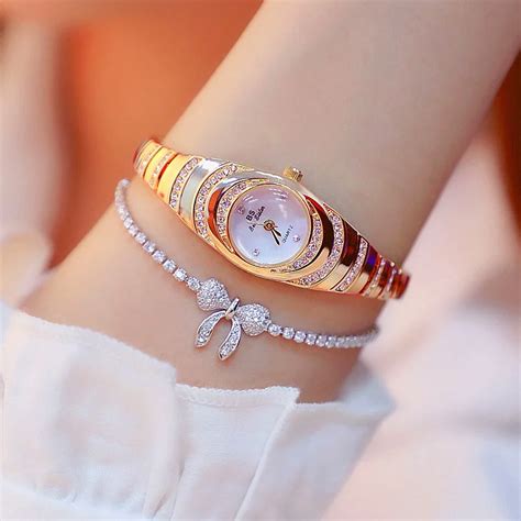 Top Brand Small And Elegant Ladies Small Dial Watch Women Charm