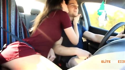 Blowjob To Her Babe In The Car