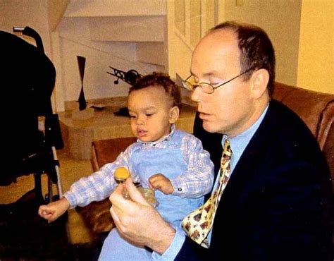 Prince Albert Of Monaco And Nicole Coste With Their Son Alexandre モナコ